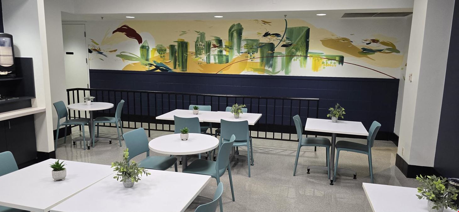 Peachtree 25th - SUBLEASE