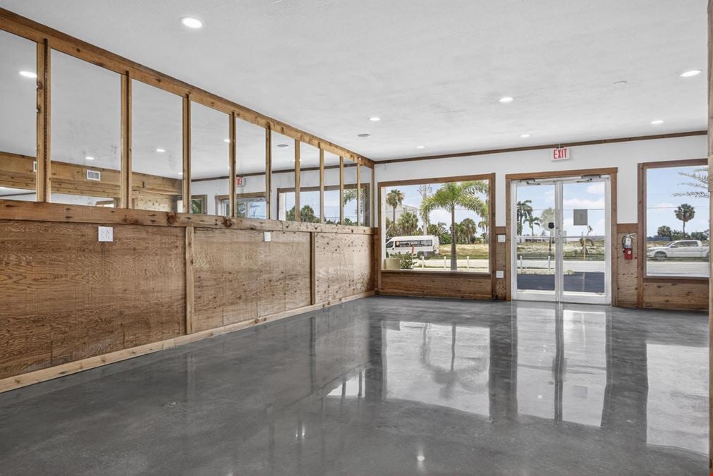 17707 San Carlos Blvd