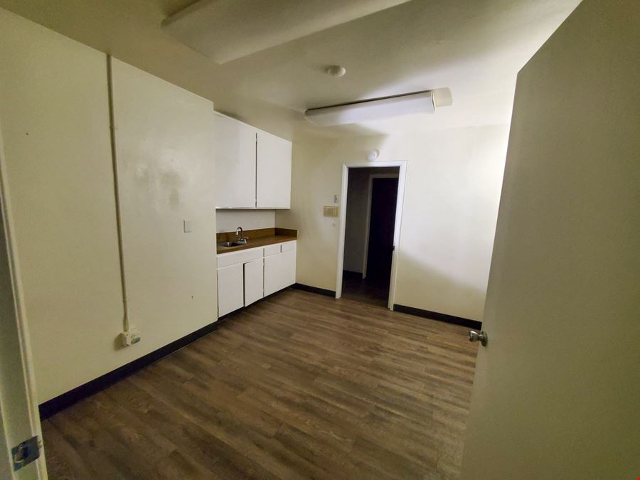 18031 HWY 18 Suite #B