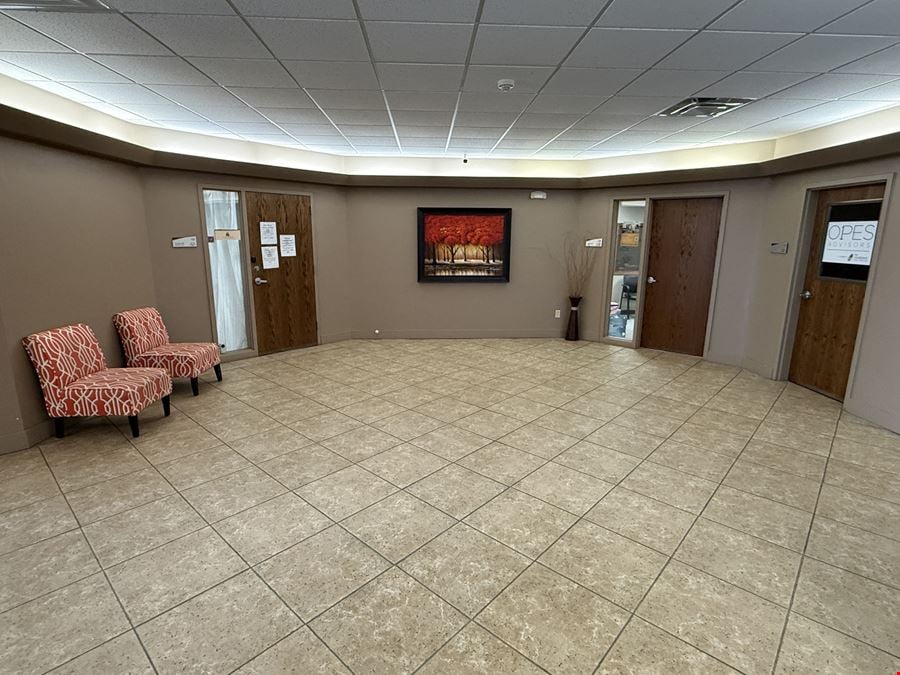 Moorhead Multiple Office Suites