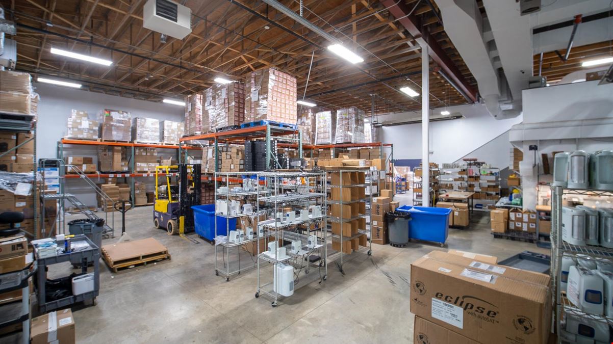 Showroom-Quality Flex Facility | For Sale or Lease