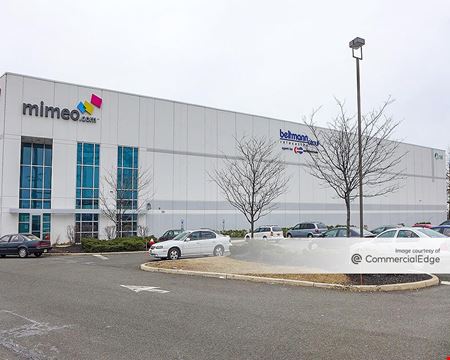 Preview of Commercial space for Rent at 158 Mt. Olivet Avenue