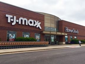 Mundelein Crossing Outlots