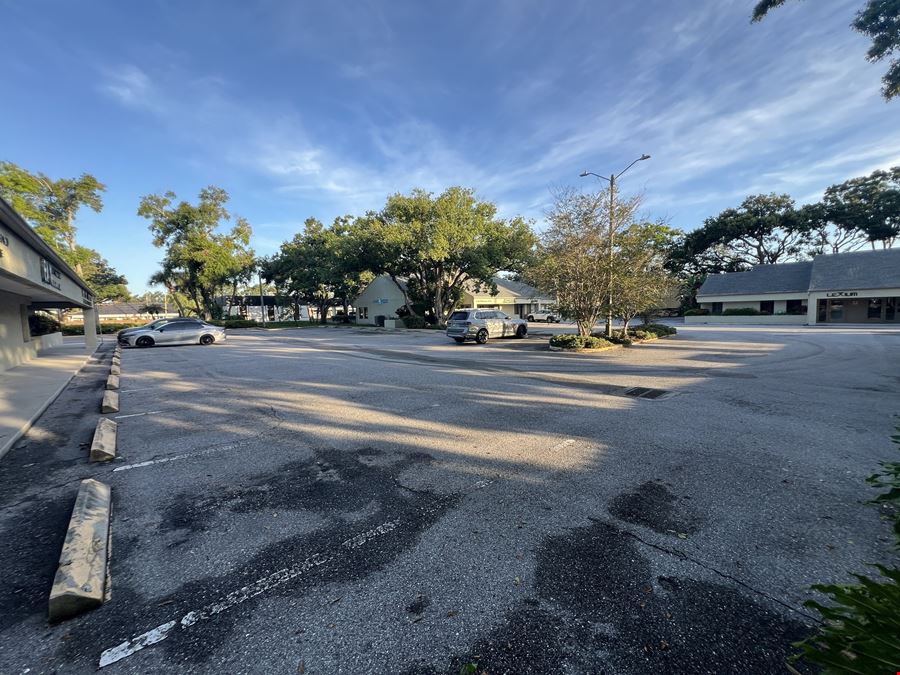 Palm Lake Square Retail / Medical Office Condo