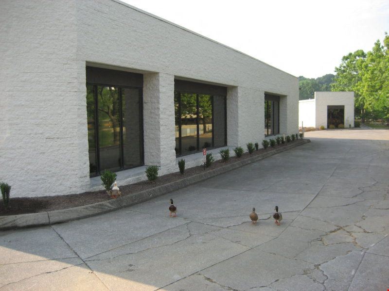 West Bearden Park - Flex Space for Lease