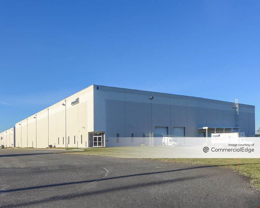 Bristol Industrial Park - 9-11 Runway Road