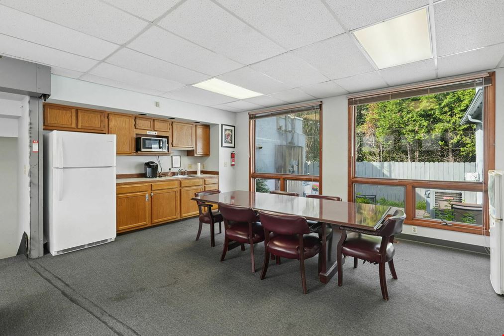 839-845 W Broad St