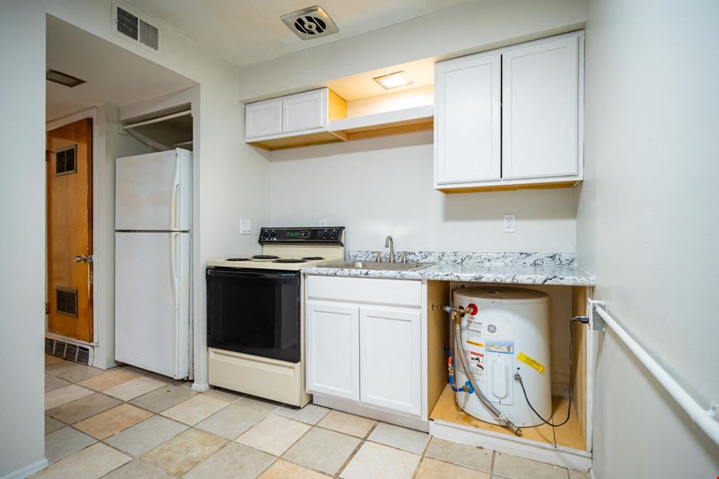 287 E 156th