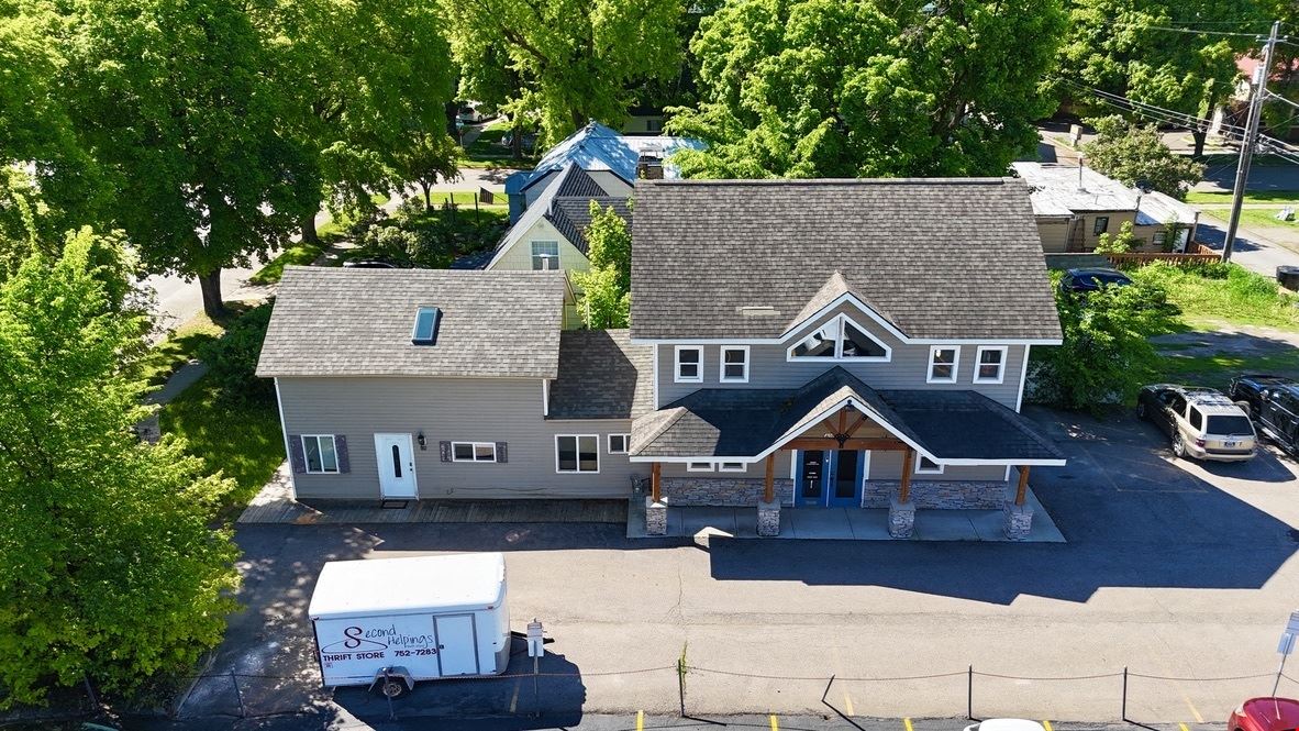 428 1st Ave W