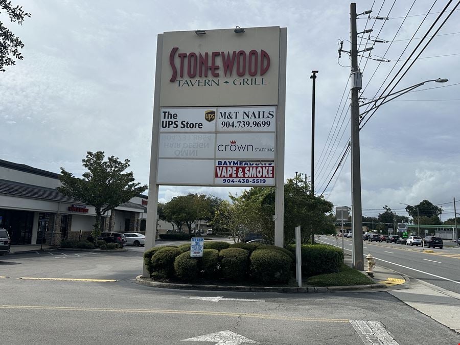 Stonewood Plaza - 3832 Baymeadows Road