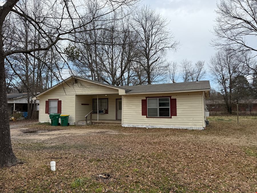 Houses, Duplexes, & Fourplex for Sale