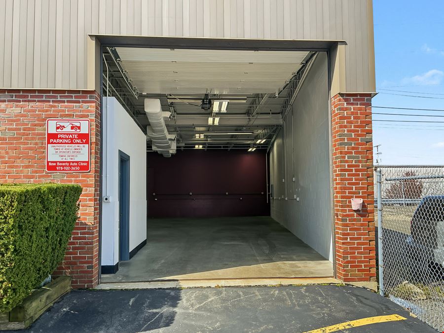 2847 SF Small-Bay Industrial | Drive-In Door | Beverly, MA