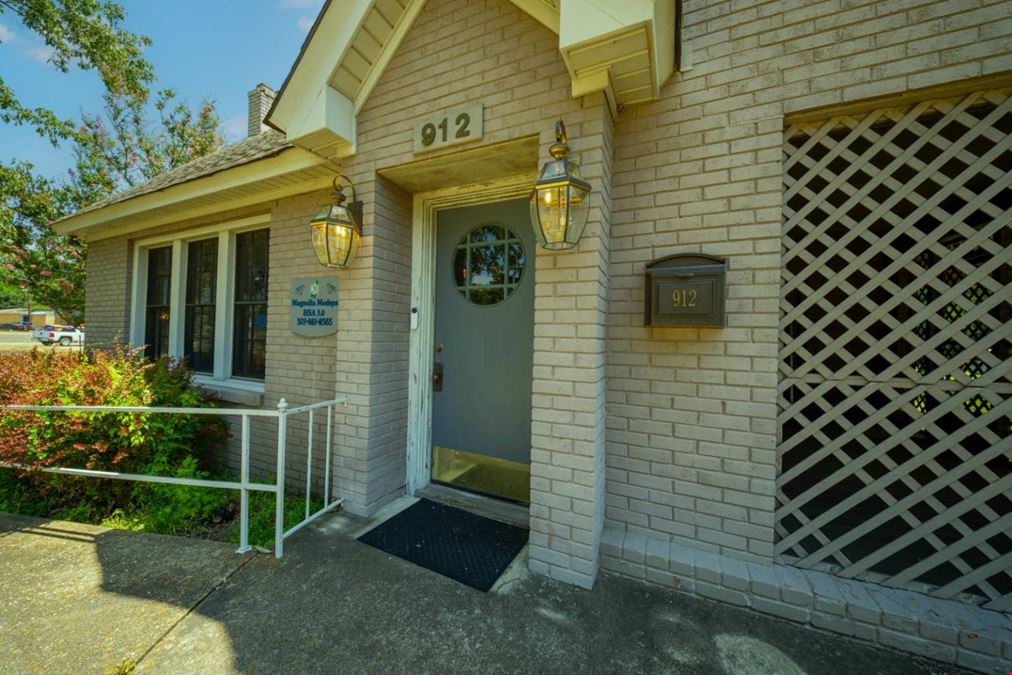 912 N Jackson