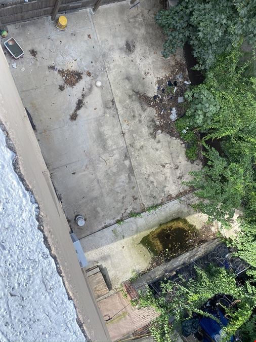 321 Milford St
