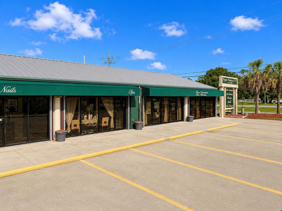 Multi-Tenant Retail/Strip-Center Opportunity with Room for Expansion