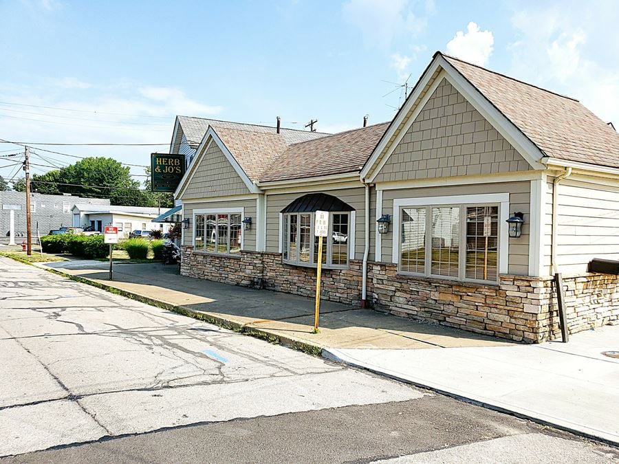  4199 Main St