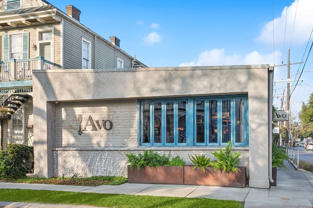 Retail/Restaurant Opportunity on Magazine Street