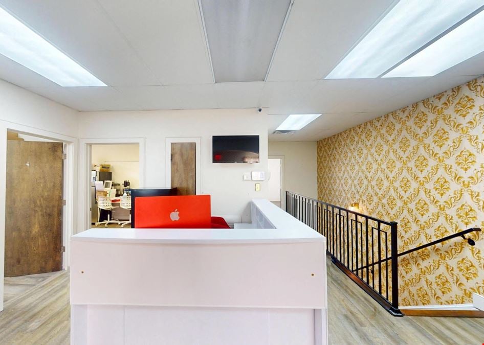 Former Salon Space
