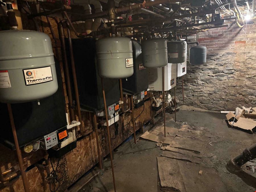 5 Units in Turner Falls MA