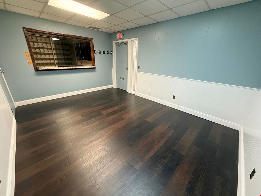 Medical/Office Suite For Lease