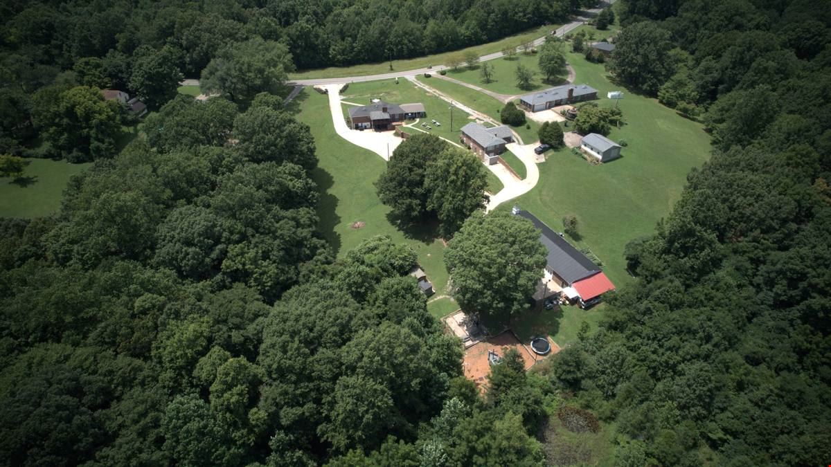 1001 Dotsonville Rd, Clarksville TN - Commercial Mixed Use