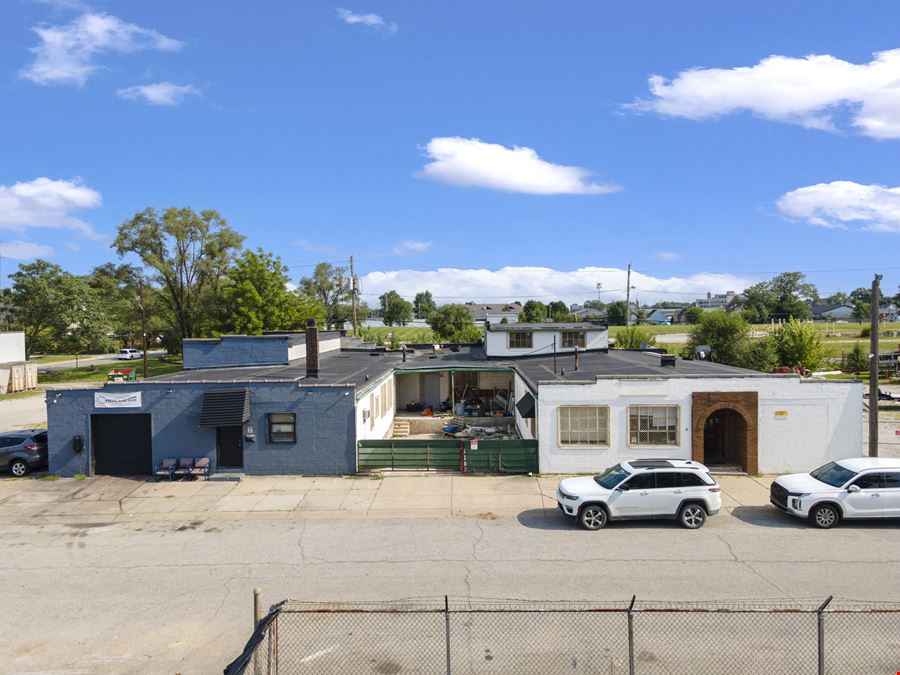 Rare Downtown Indianapolis Owner-User & Redevelopment Opportunity | 9,225 SF on 0.83 Acres