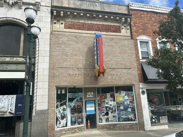 Preview of Retail space for Rent at 22 N Saginaw St
