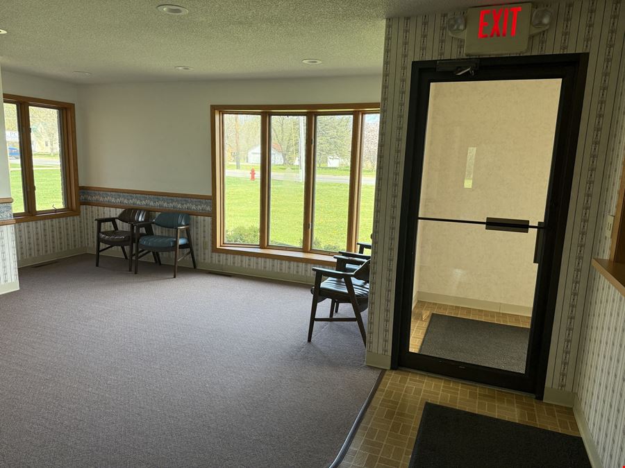 355 N Center Rd
