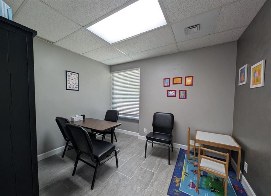 2001 W Willow Knolls Dr Suite 201