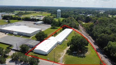 Preview of Industrial space for Rent at 404 S Shelfer St