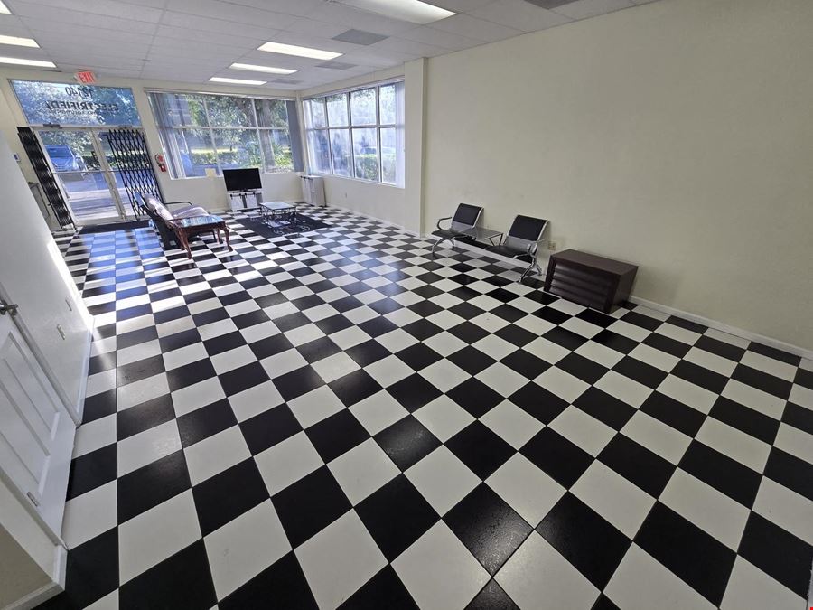 Industrial Flex Space | Corner Unit