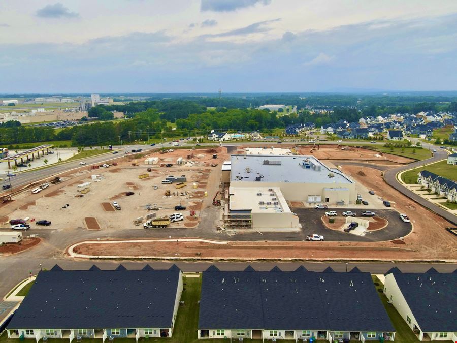 Publix-anchored Shopping Center