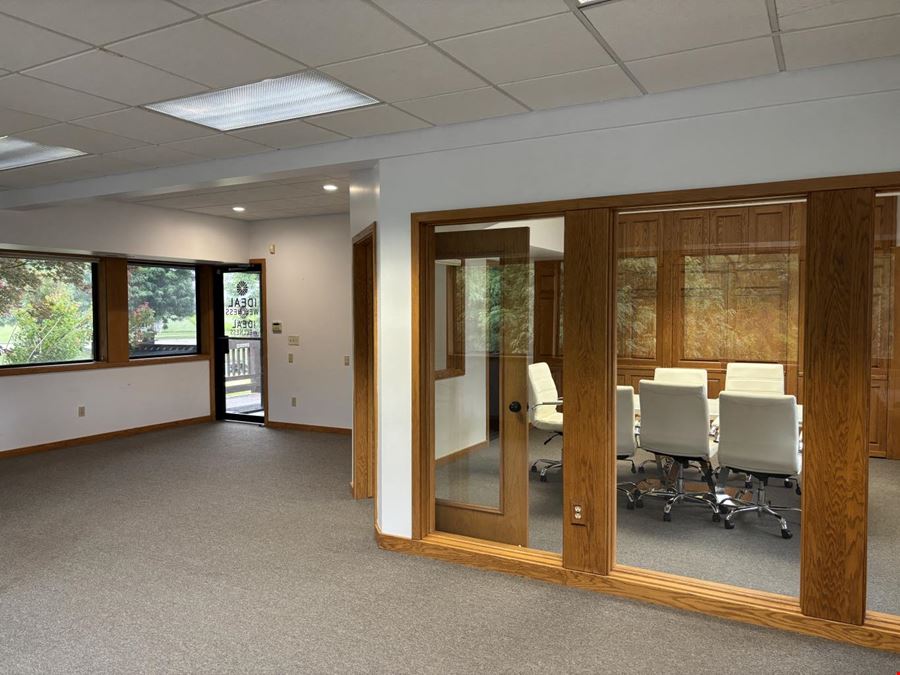 4131 Okemos Rd, Okemos Mi 