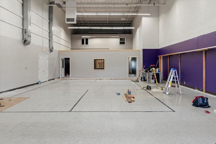 67,800 SF Commercial Building with Limitless Potential