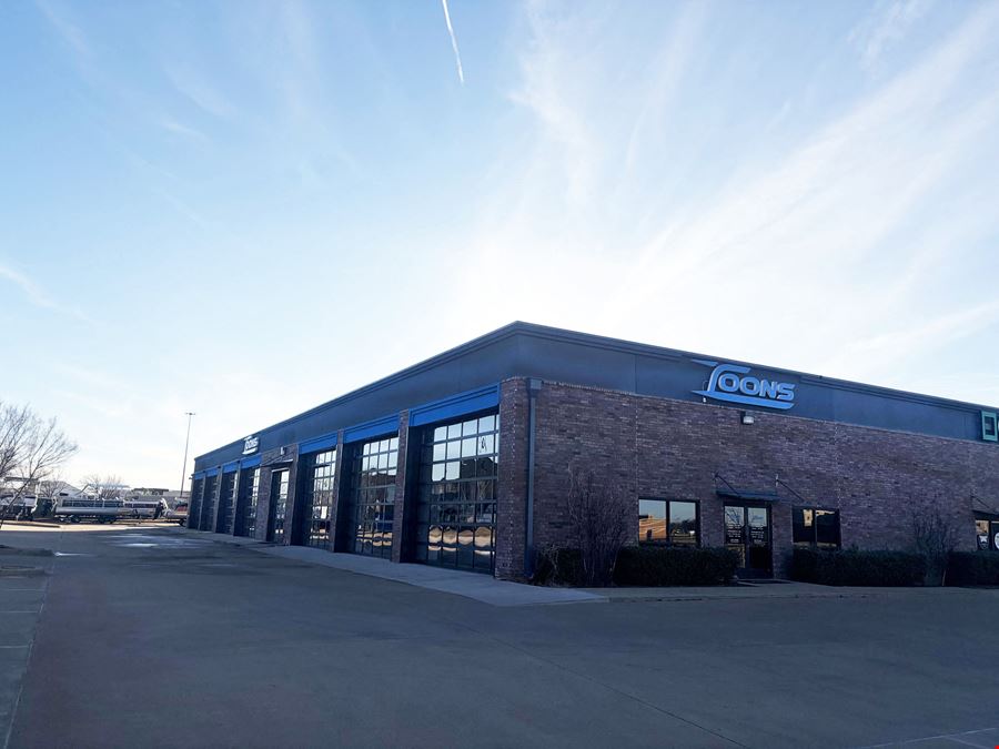 Retail Space West of Quail Springs Mall