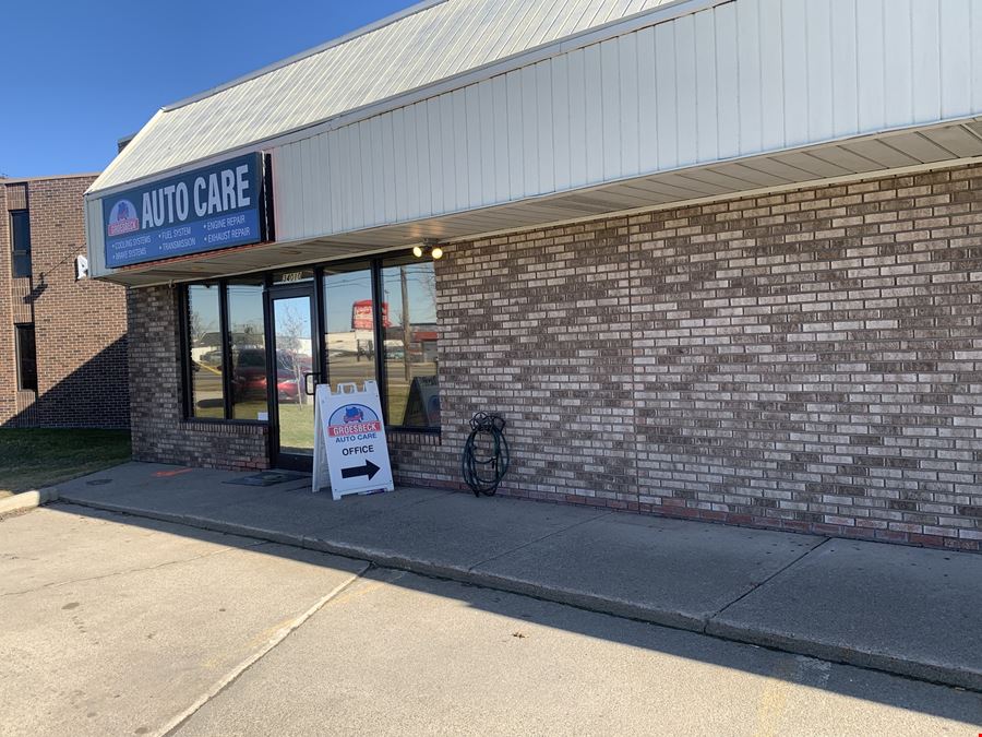 34010 Groesbeck Hwy
