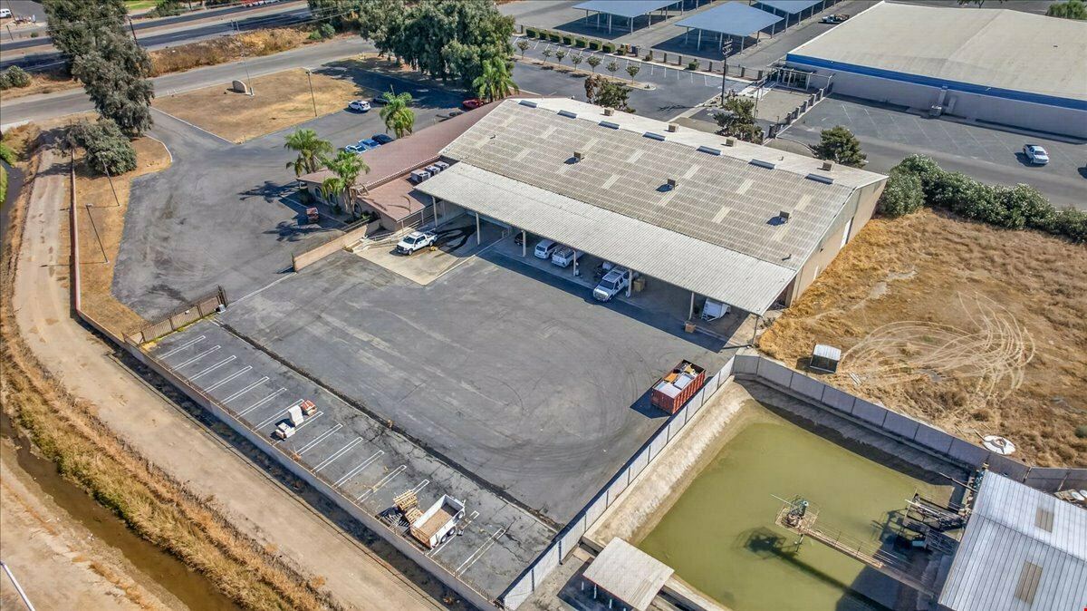 ±31,855 SF Industrial Facility on ±5 AC Near CA-190