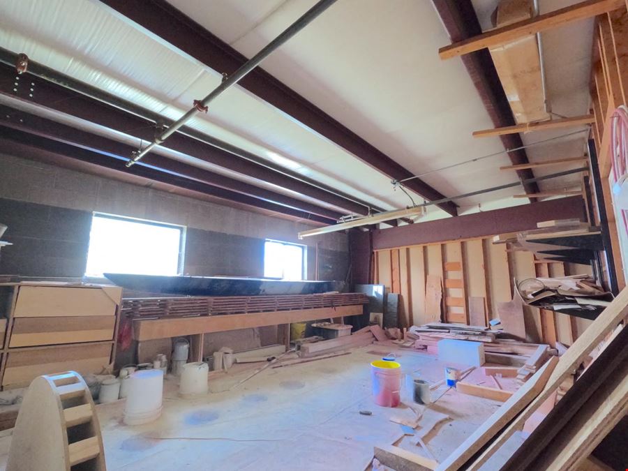 Rare 7,613 SF Owner-User Office/Warehouse
