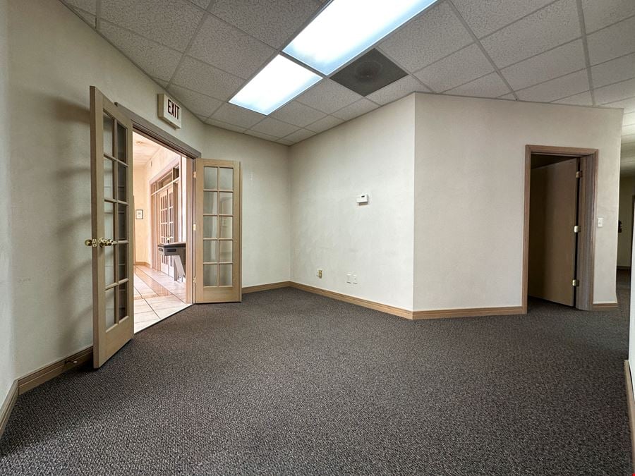 2609 Montega Dr