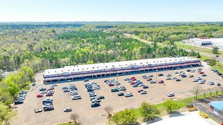Preview of Retail space for Rent at 1001 Hampstead Boulevard