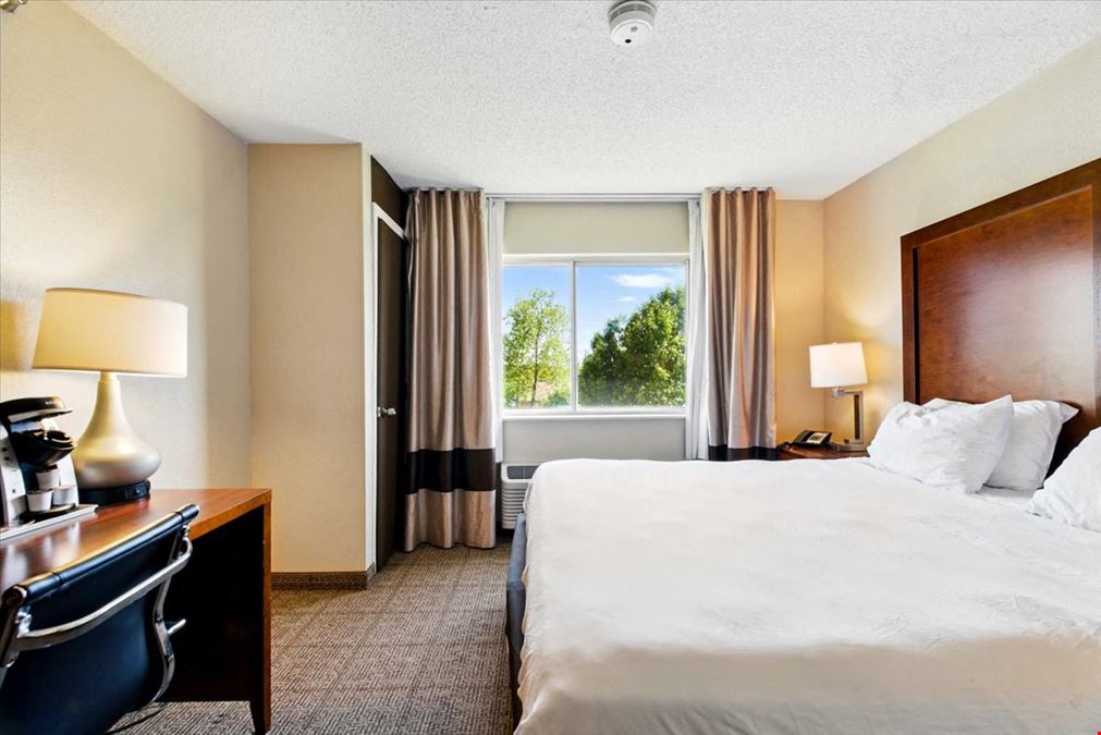 Comfort Inn Woodland Hills