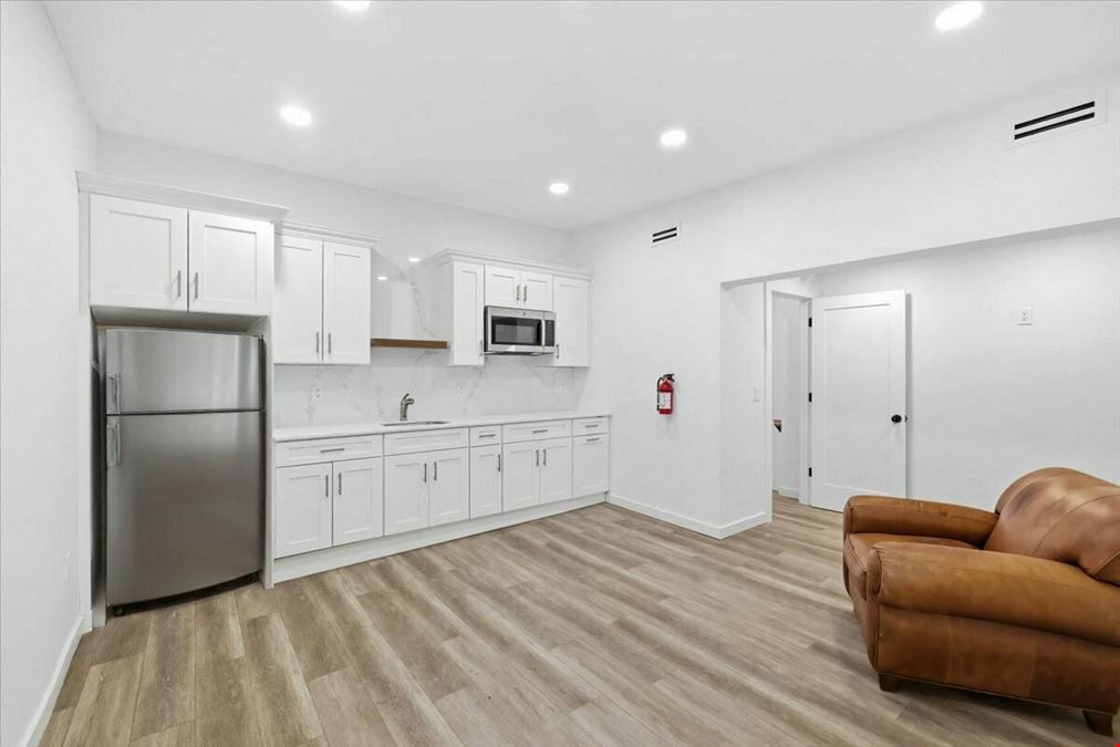 Belleville Turnpike Industrial Flex Building with Renovated Office & 25-Ft Ceilings