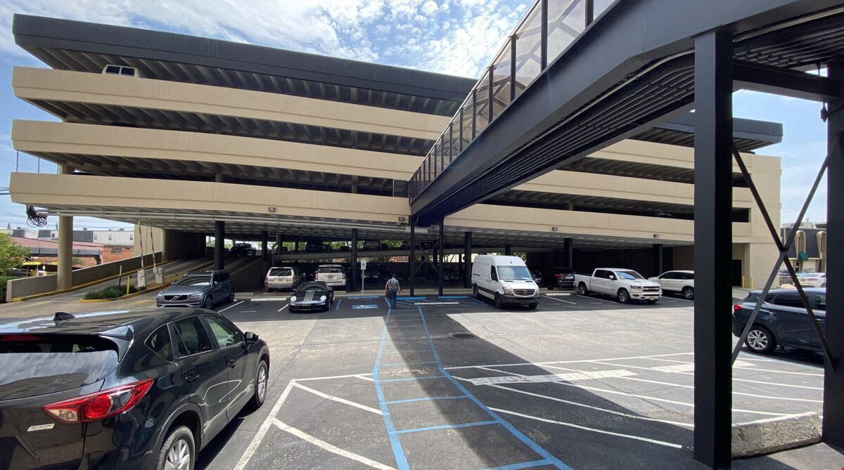 3421 N Causeway Building