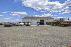 2213 Henderson Loop