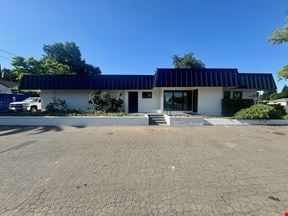 5900 Wedgewood Ave