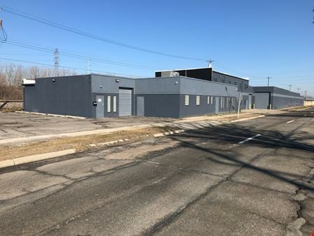 Preview of Industrial space for Rent at 880 W Jefferson