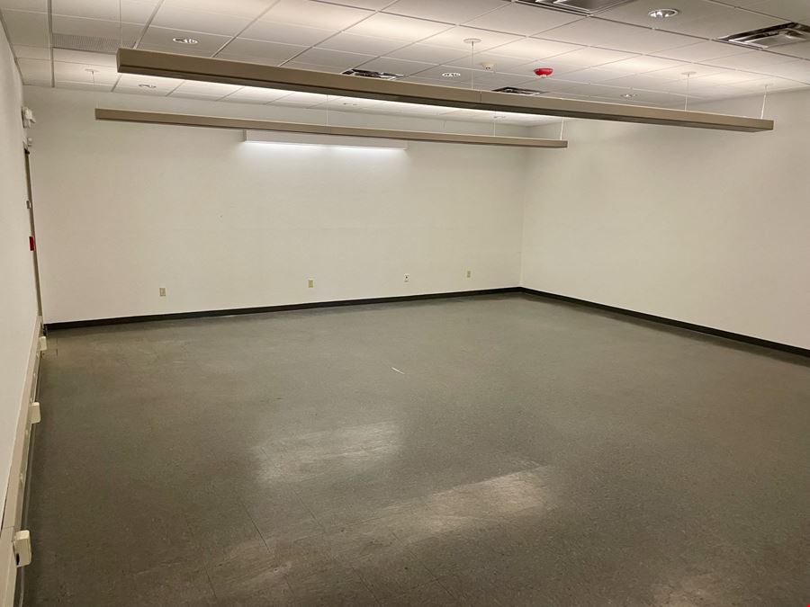 Now Leasing | 13,354 SF Endcap at Willow Village Center – SE ABQ