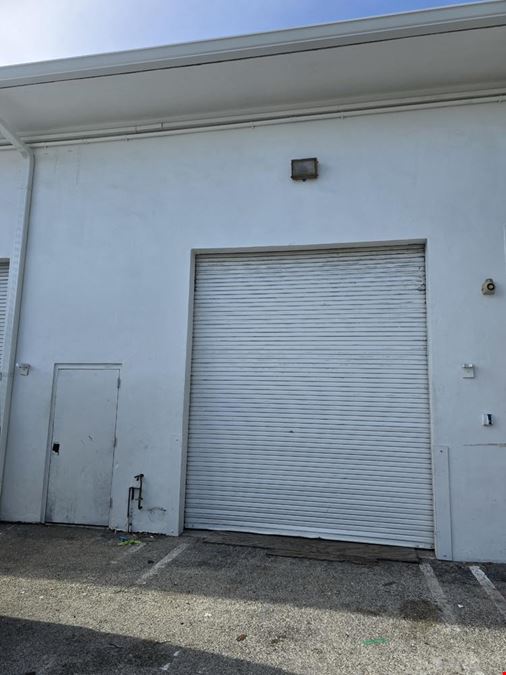 Full warehouse 100% A/C Unit 11919-11923