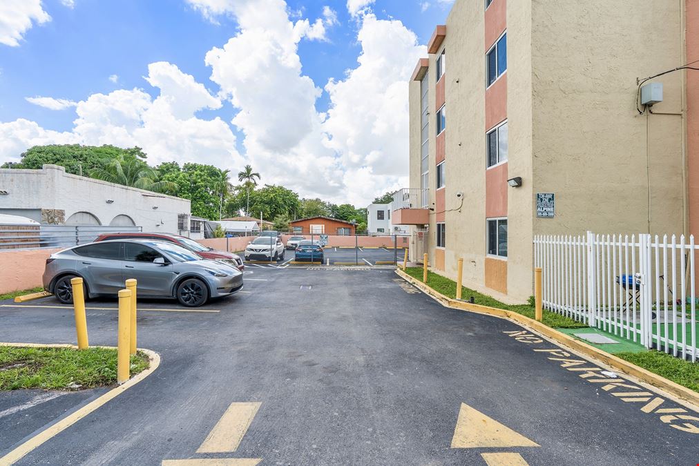 2400 NW 16th Street Rd