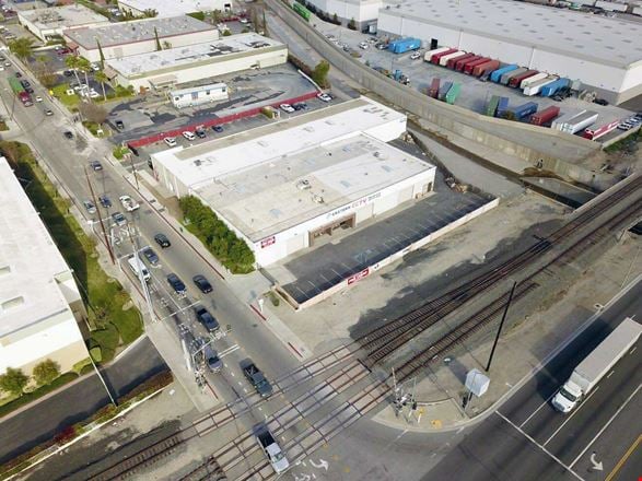 Preview of Industrial space for Rent at 110 N California Ave